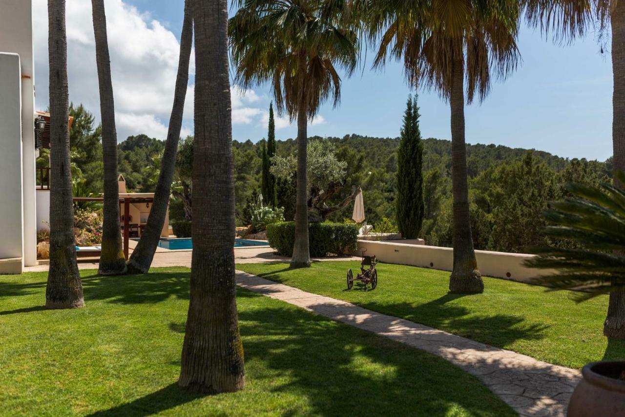Villa Ca Na Vinya Cala Tarida  Exterior photo